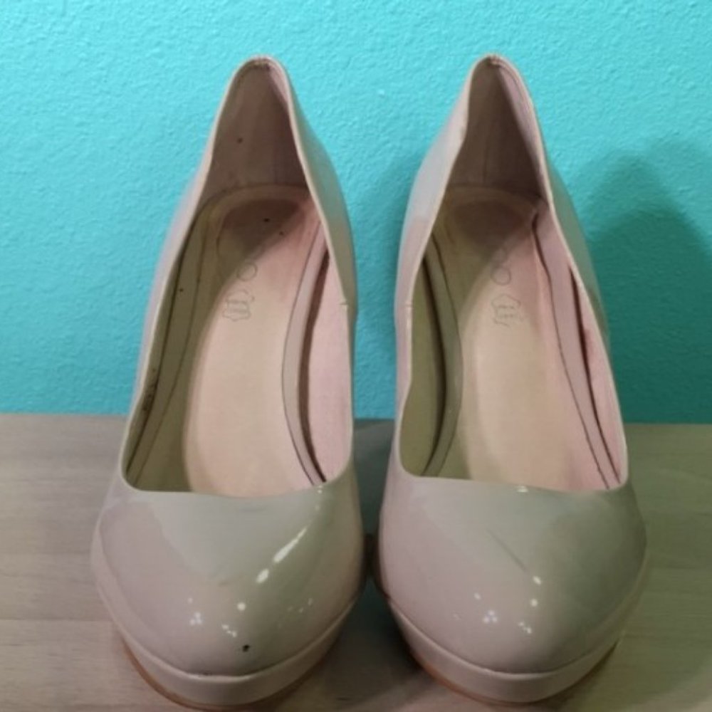 ALDO Nude Patent Pumps - Picture 2 of 5